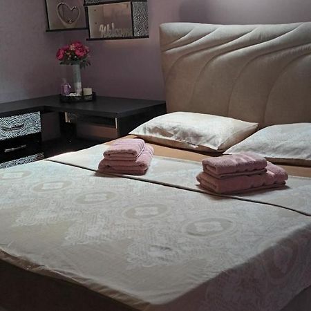 Apartman Gaga Daire Pirot Dış mekan fotoğraf